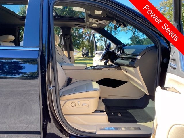 2022 Cadillac Escalade ESV Premium Luxury
