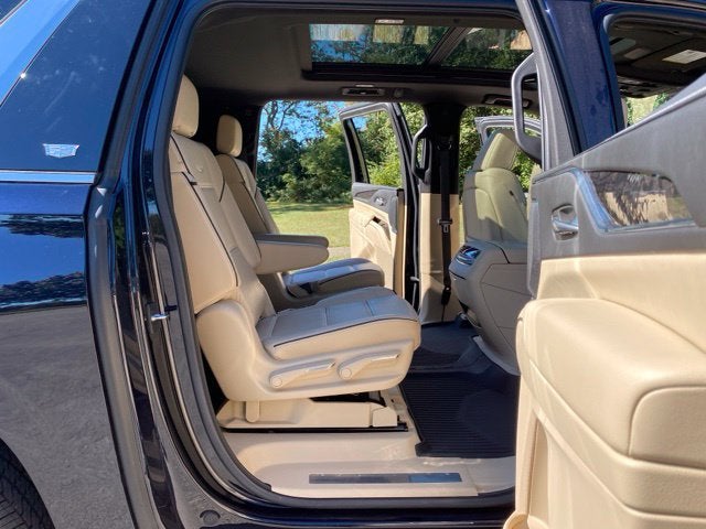 2022 Cadillac Escalade ESV Premium Luxury