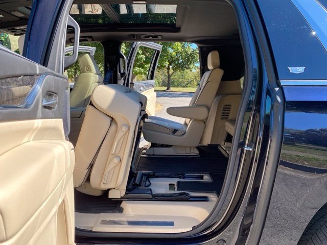 2022 Cadillac Escalade ESV Premium Luxury