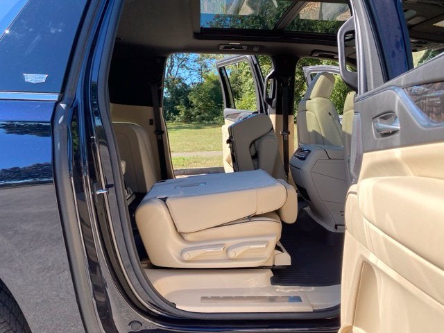 2022 Cadillac Escalade ESV Premium Luxury
