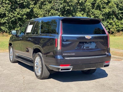 2022 Cadillac Escalade ESV Premium Luxury