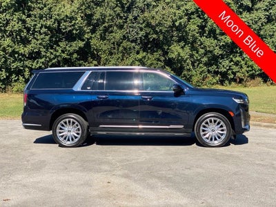 2022 Cadillac Escalade ESV Premium Luxury