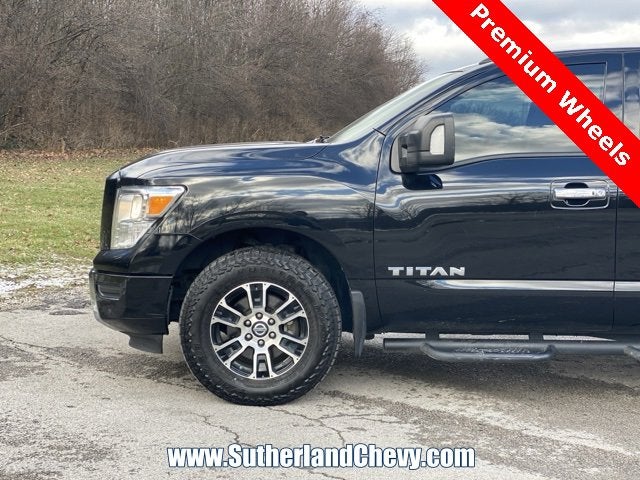 2021 Nissan Titan SV