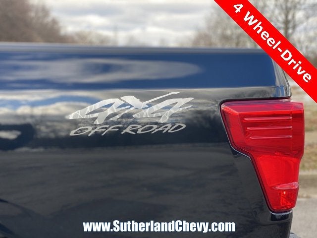 2021 Nissan Titan SV