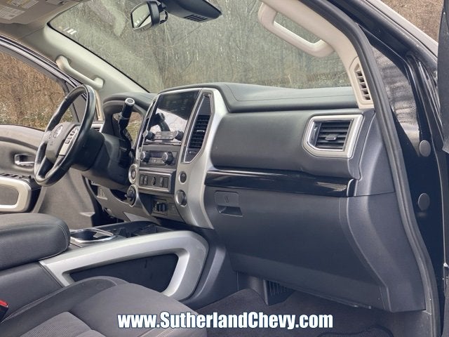 2021 Nissan Titan SV