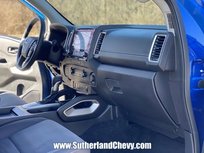 2024 Nissan Frontier SV