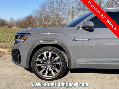 2023 Volkswagen Atlas Cross Sport 3.6L V6 SEL Premium R-Line