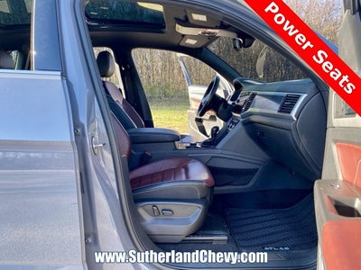 2023 Volkswagen Atlas Cross Sport 3.6L V6 SEL Premium R-Line