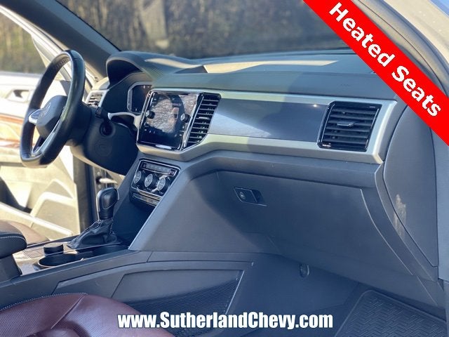 2023 Volkswagen Atlas Cross Sport 3.6L V6 SEL Premium R-Line