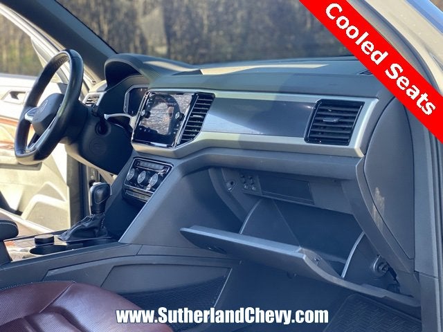 2023 Volkswagen Atlas Cross Sport 3.6L V6 SEL Premium R-Line