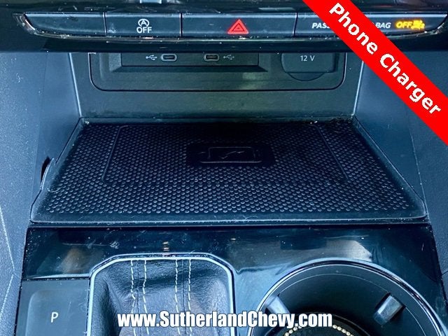 2023 Volkswagen Atlas Cross Sport 3.6L V6 SEL Premium R-Line