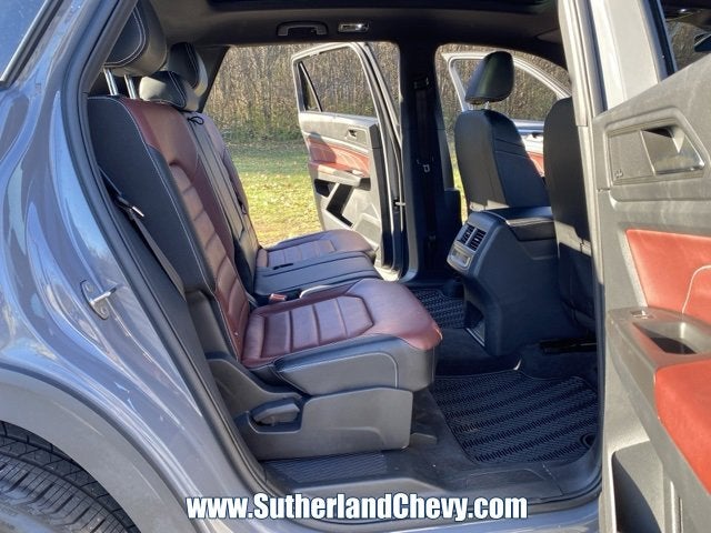 2023 Volkswagen Atlas Cross Sport 3.6L V6 SEL Premium R-Line