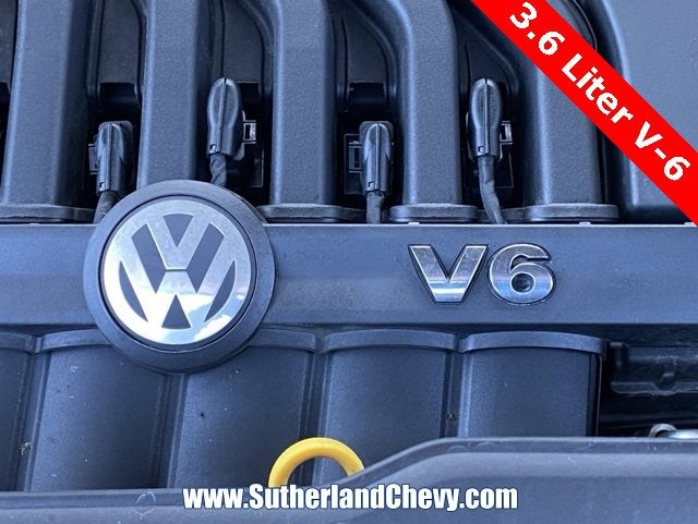 2023 Volkswagen Atlas Cross Sport 3.6L V6 SEL Premium R-Line