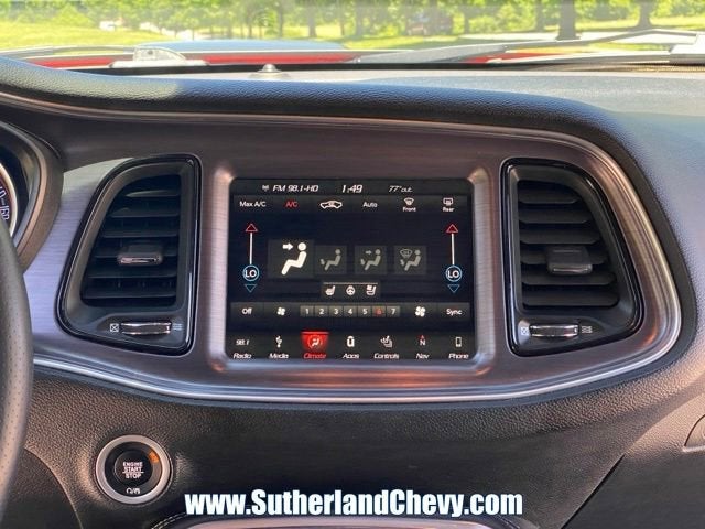 2018 Dodge Challenger 392 Hemi Scat Pack Shaker