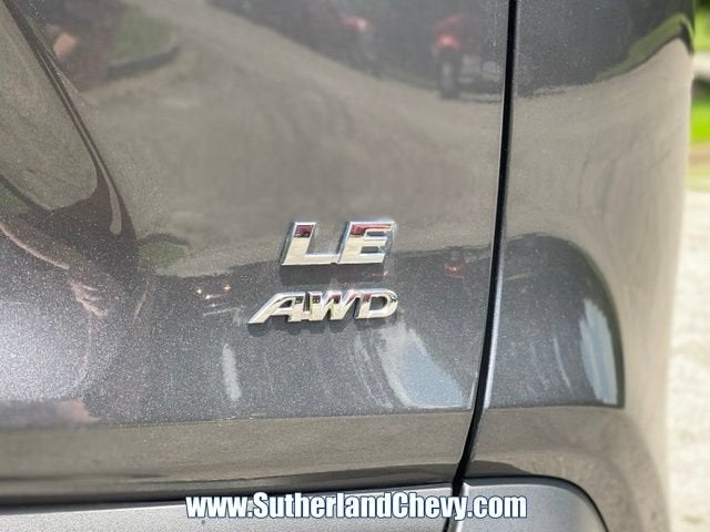 2025 Toyota RAV4 LE