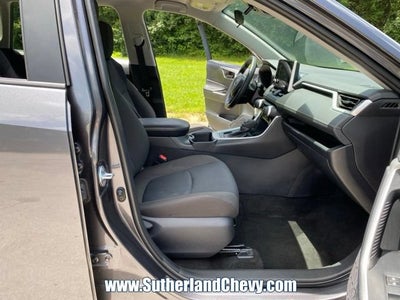 2025 Toyota RAV4 LE