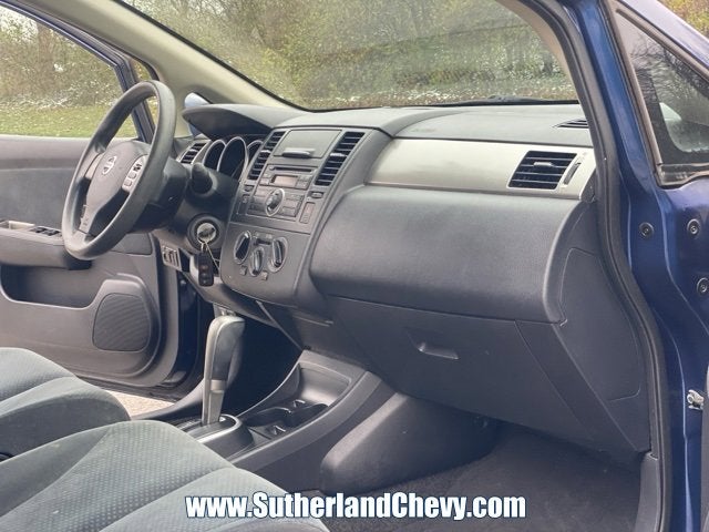 2010 Nissan Versa 1.8 S