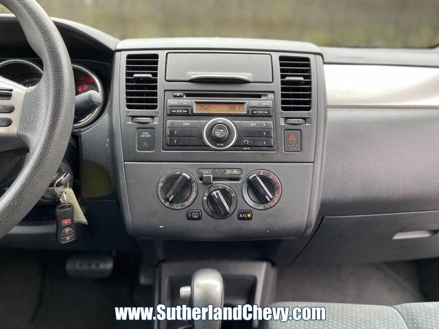 2010 Nissan Versa 1.8 S