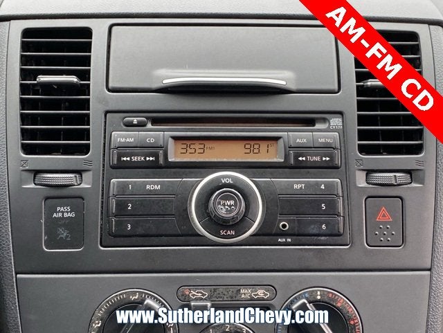 2010 Nissan Versa 1.8 S