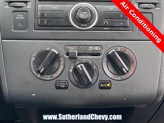 2010 Nissan Versa 1.8 S