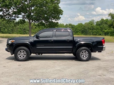 2017 Toyota Tacoma SR5