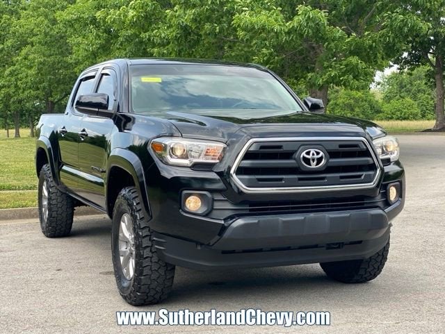 2017 Toyota Tacoma SR5