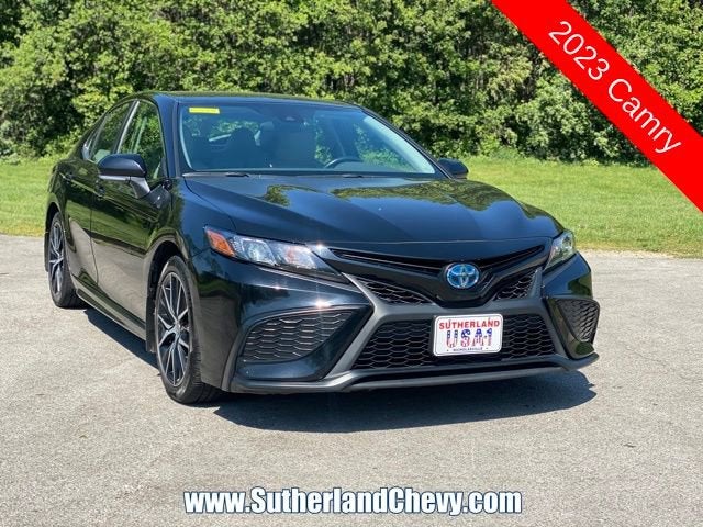 2023 Toyota Camry Hybrid SE