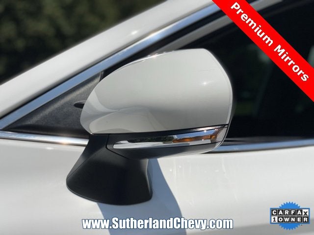 2024 Toyota Camry Hybrid SE