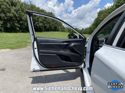 2024 Toyota Camry Hybrid SE