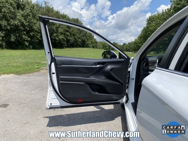 2024 Toyota Camry Hybrid SE