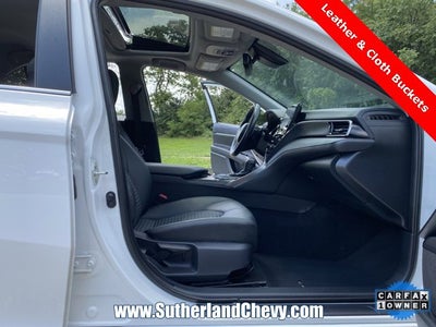 2024 Toyota Camry Hybrid SE