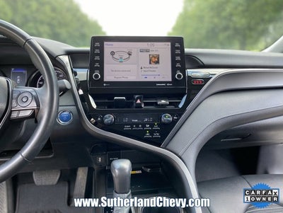 2024 Toyota Camry Hybrid SE