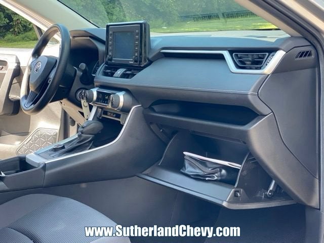 2021 Toyota RAV4 Hybrid LE