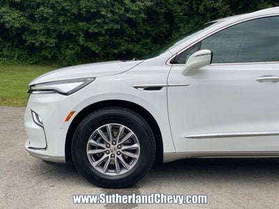 2024 Buick Enclave Essence
