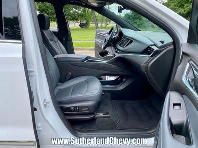 2024 Buick Enclave Essence