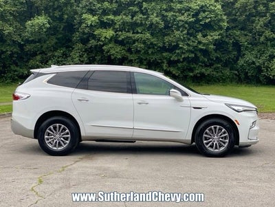 2024 Buick Enclave Essence