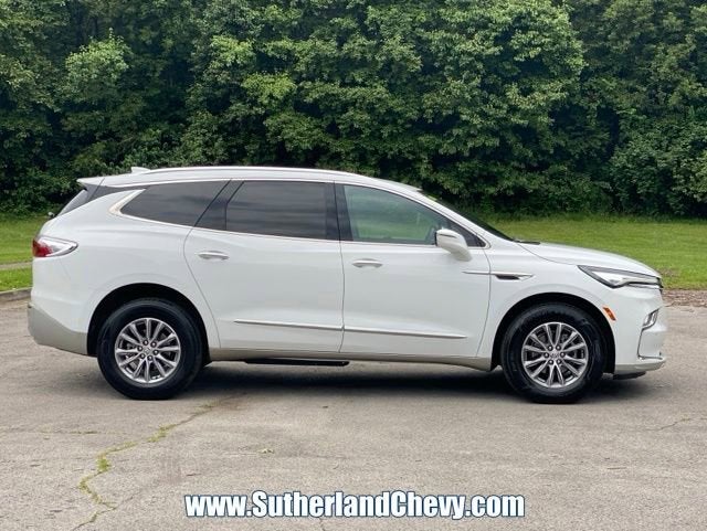 2024 Buick Enclave Essence