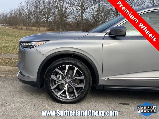 2022 Acura MDX w/Technology Package