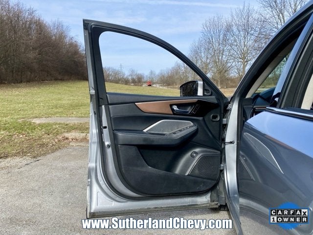 2022 Acura MDX w/Technology Package