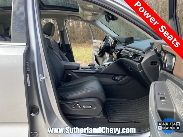 2022 Acura MDX w/Technology Package