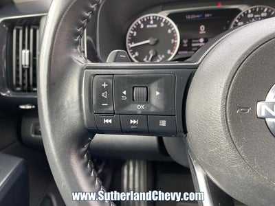 2024 Nissan Pathfinder SV