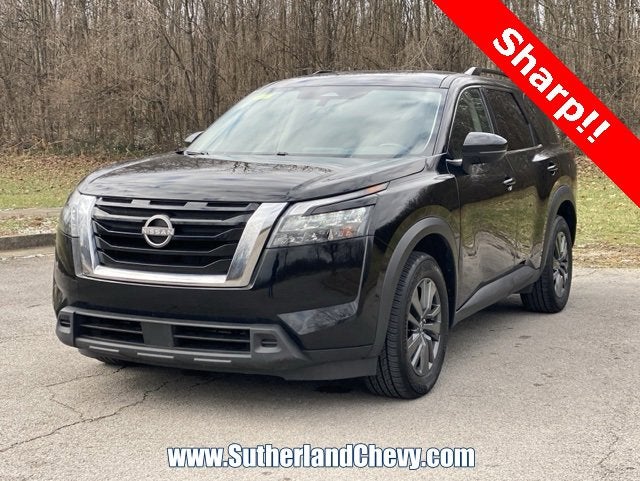 2024 Nissan Pathfinder SV