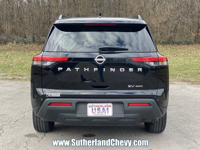 2024 Nissan Pathfinder SV
