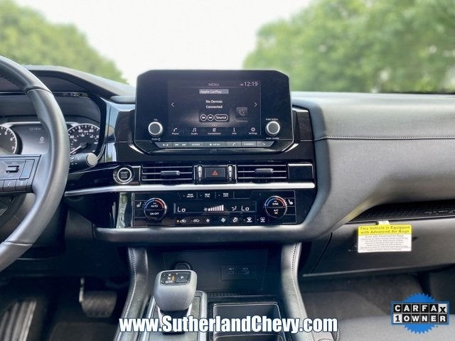 2024 Nissan Pathfinder SV