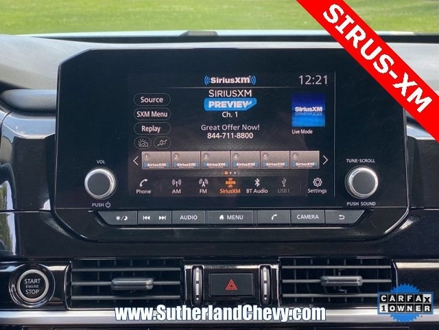 2024 Nissan Pathfinder SV