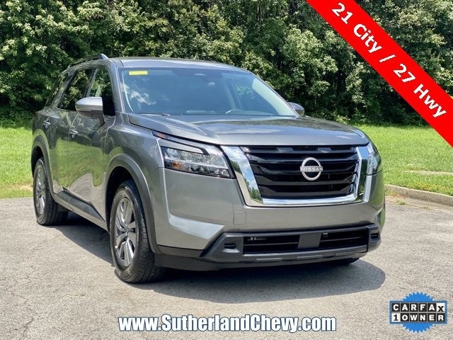 2024 Nissan Pathfinder SV