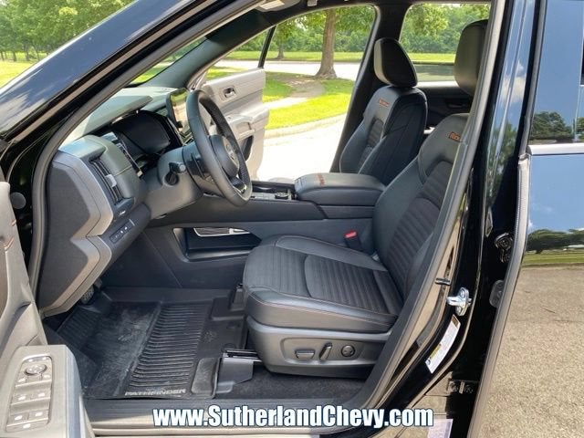 2025 Nissan Pathfinder Rock Creek
