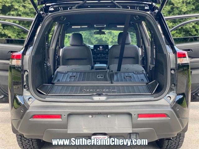 2025 Nissan Pathfinder Rock Creek