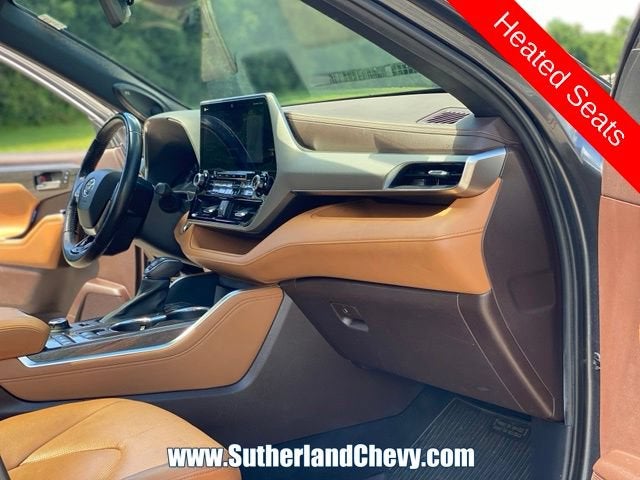2021 Toyota Highlander Platinum