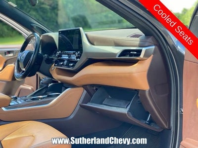 2021 Toyota Highlander Platinum